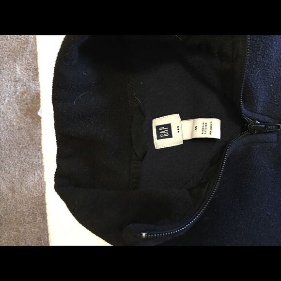Gap navy blue sweatshirt.  Size XS.   Great shape - Picture 4 of 9